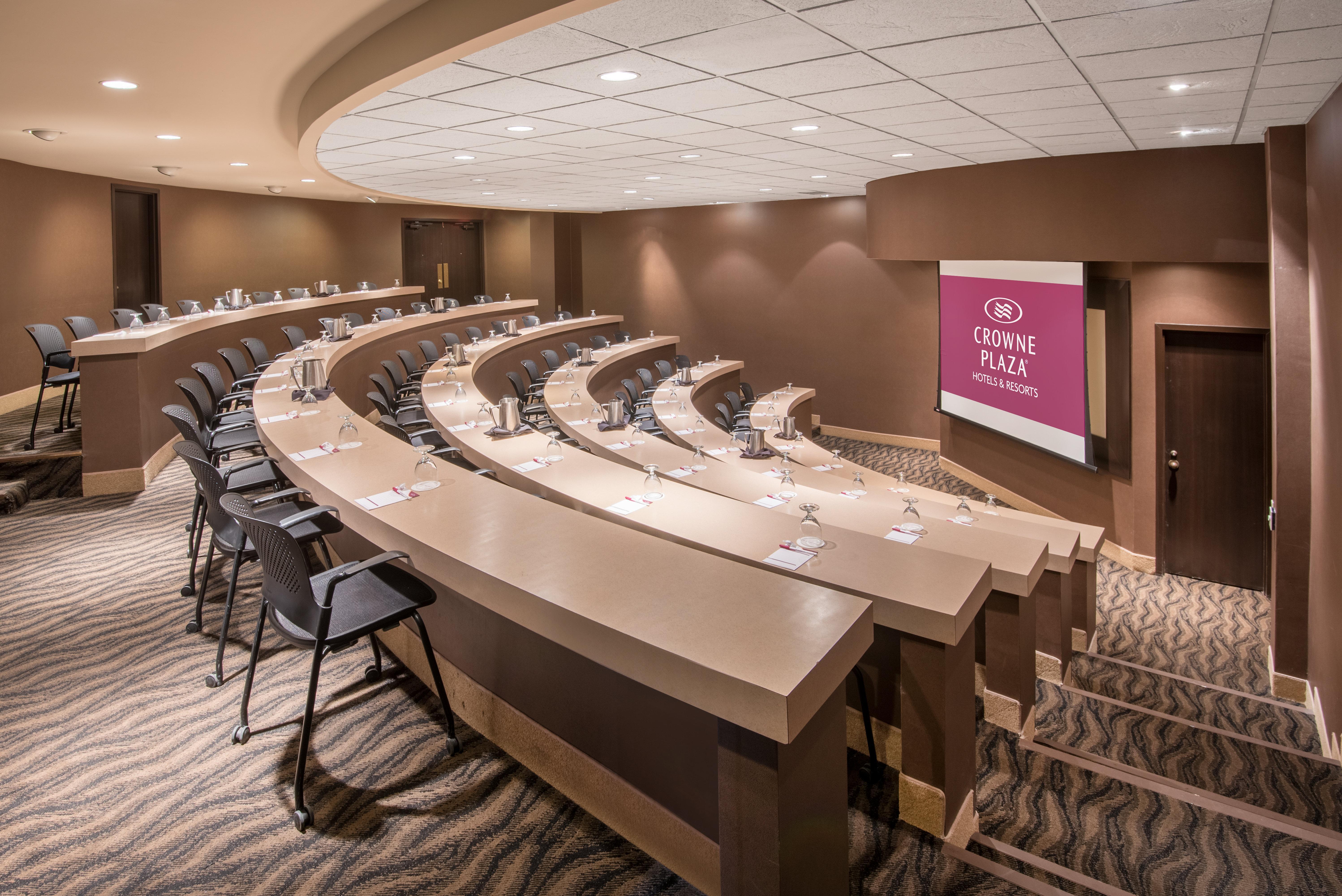 Crowne Plaza Indianapolis-Airport By Ihg Hotel Ngoại thất bức ảnh