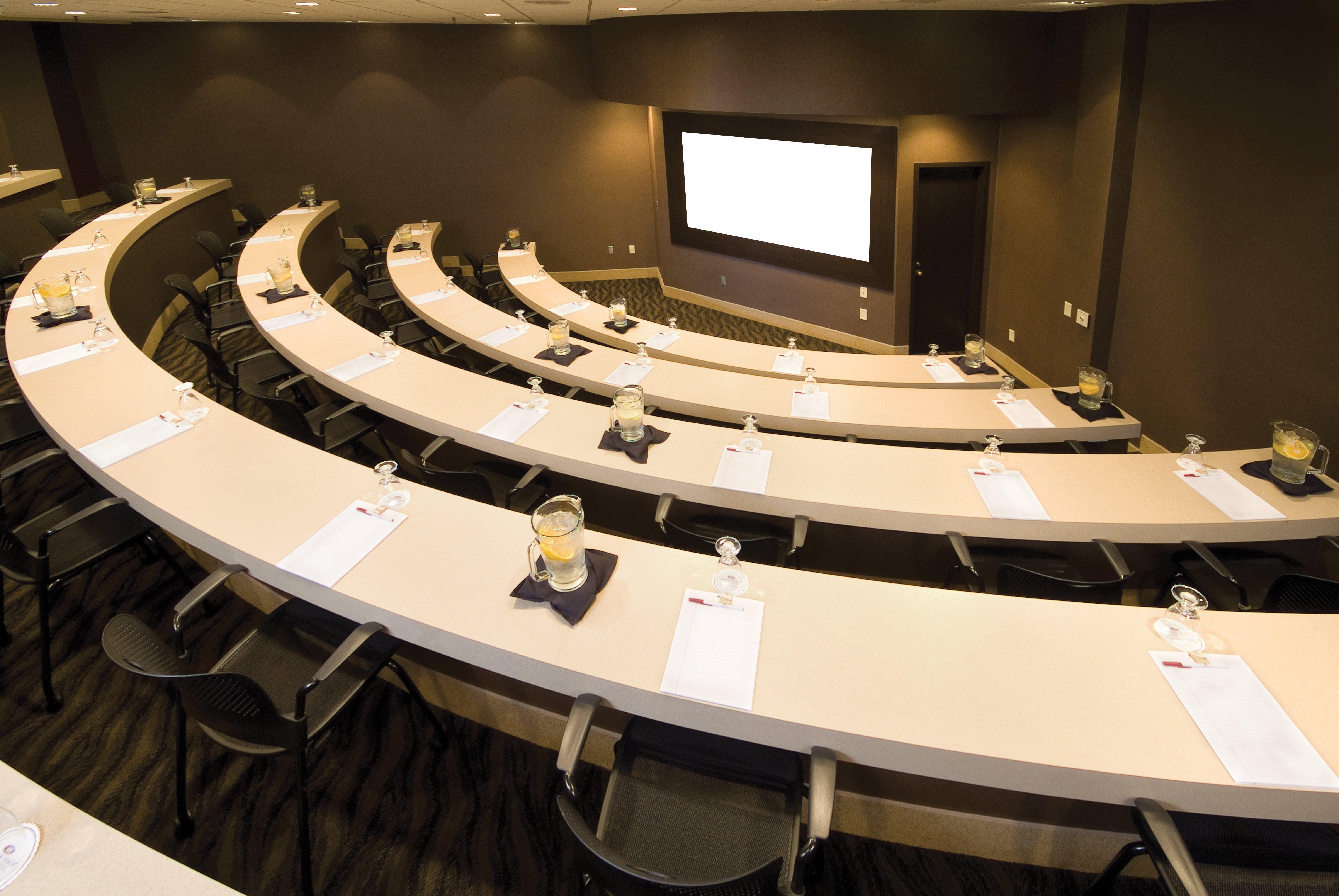 Crowne Plaza Indianapolis-Airport By Ihg Hotel Ngoại thất bức ảnh